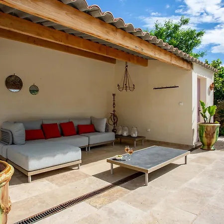 Chic Converted Stables Laurens