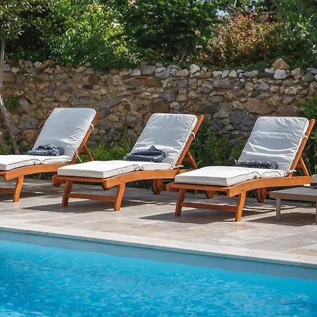 Holiday home Chic Converted Stables