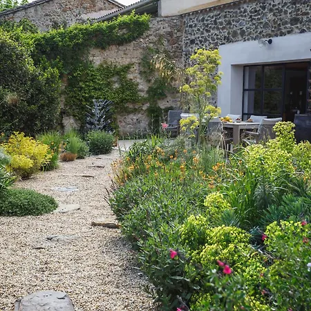 Chic Converted Stables *