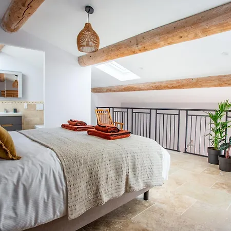 Holiday home Chic Converted Stables Laurens