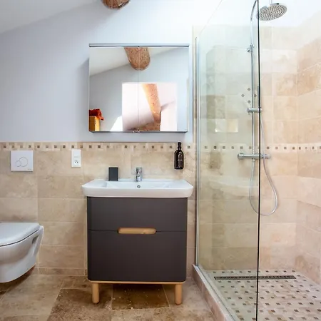 Chic Converted Stables * Laurens