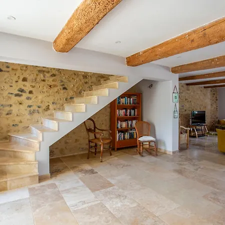 Chic Converted Stables Laurens