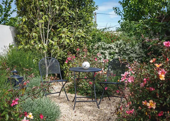 Chic Converted Stables Ferienhaus Laurens