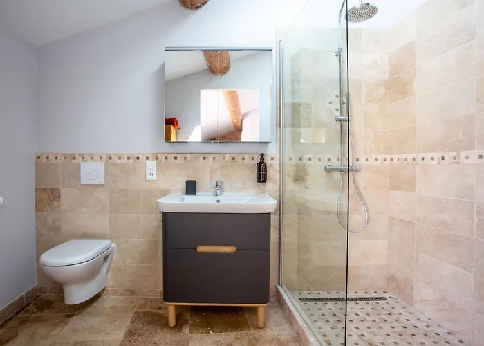 Chic Converted Stables * Laurens